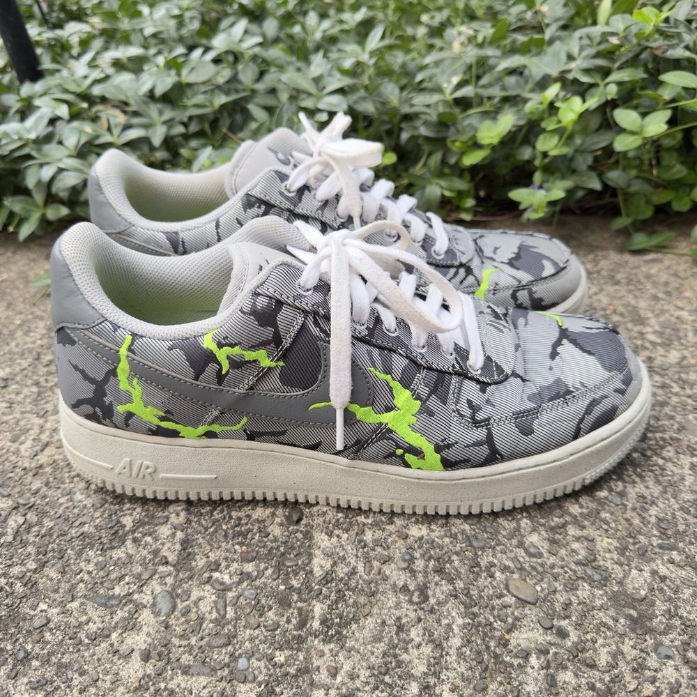 Nike Air Force 1 '07 LX Grey Camo Green CV1725-001 Men's Size 11